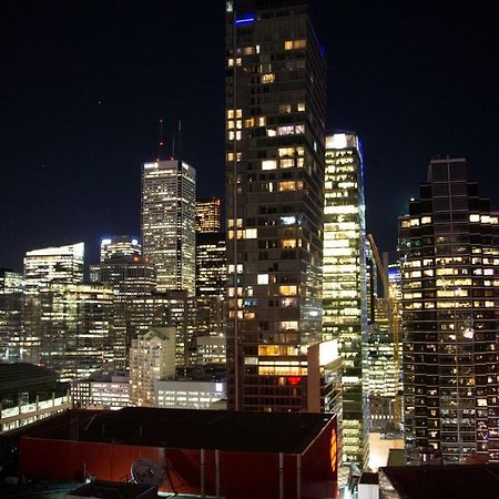 Downtown High-Rise Condo- Cn Tower View Toronto Dış mekan fotoğraf